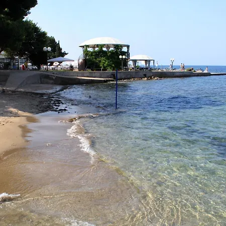 Apartments By The Sea Umag - 2528 Umag