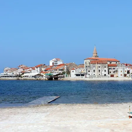 Apartments By The Sea Umag - 2528 Apartment Umag